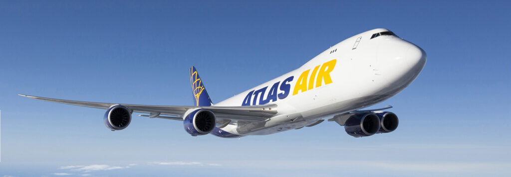 atlas air plane in flight